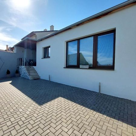 Prazdninovy Dum Sorada Villa Rohatec Kültér fotó