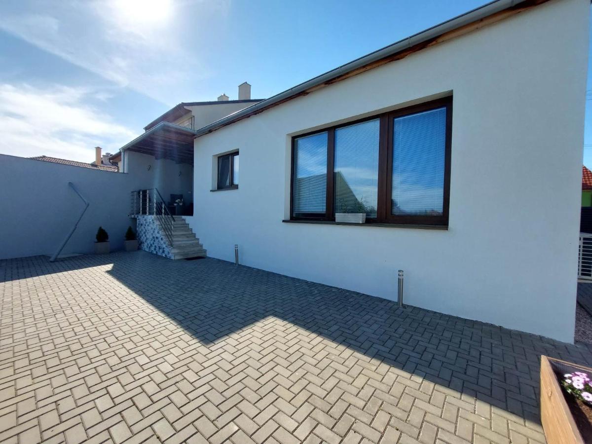 Prazdninovy Dum Sorada Villa Rohatec Kültér fotó